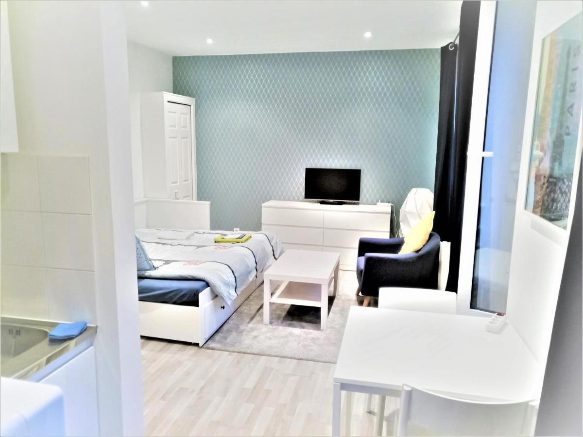 Appartement Proche Centre Ville, Gare Et Autoroute Melun Bagian luar foto