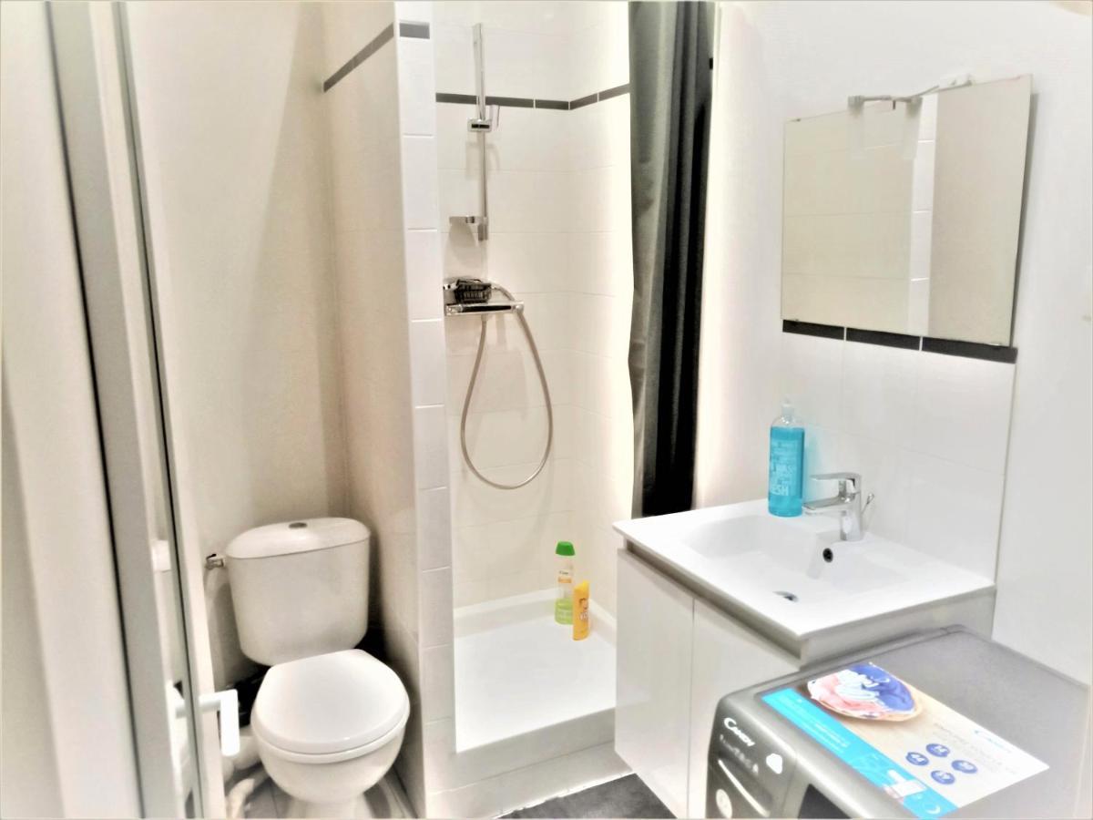 Appartement Proche Centre Ville, Gare Et Autoroute Melun Bagian luar foto