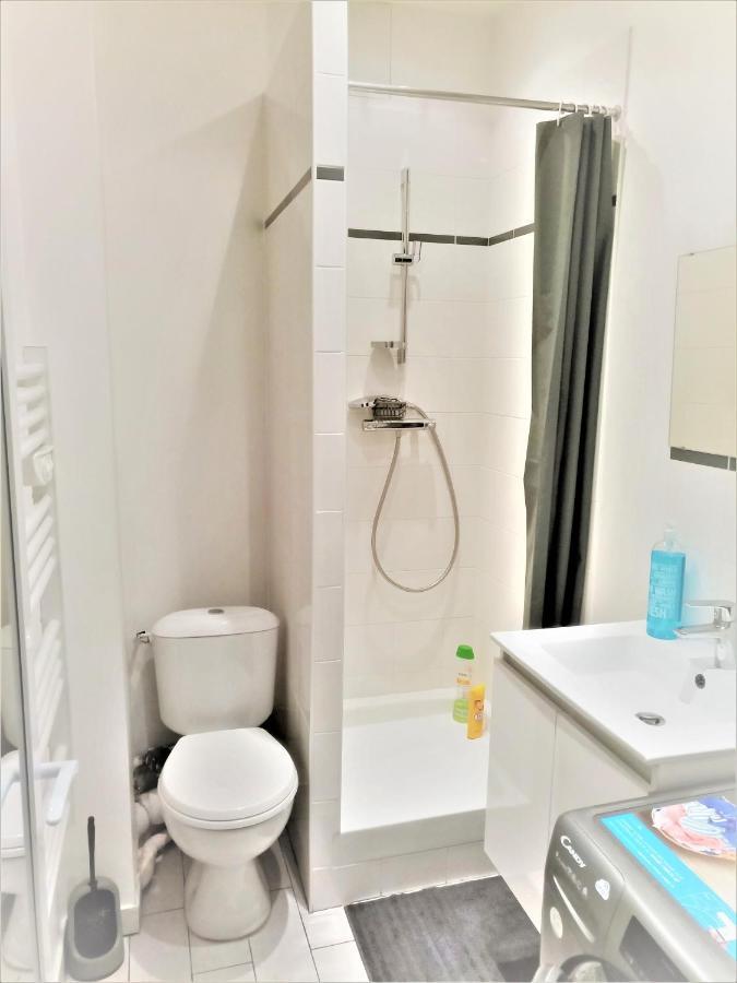 Appartement Proche Centre Ville, Gare Et Autoroute Melun Bagian luar foto