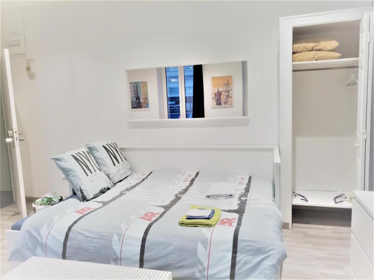 Appartement Proche Centre Ville, Gare Et Autoroute Melun Bagian luar foto